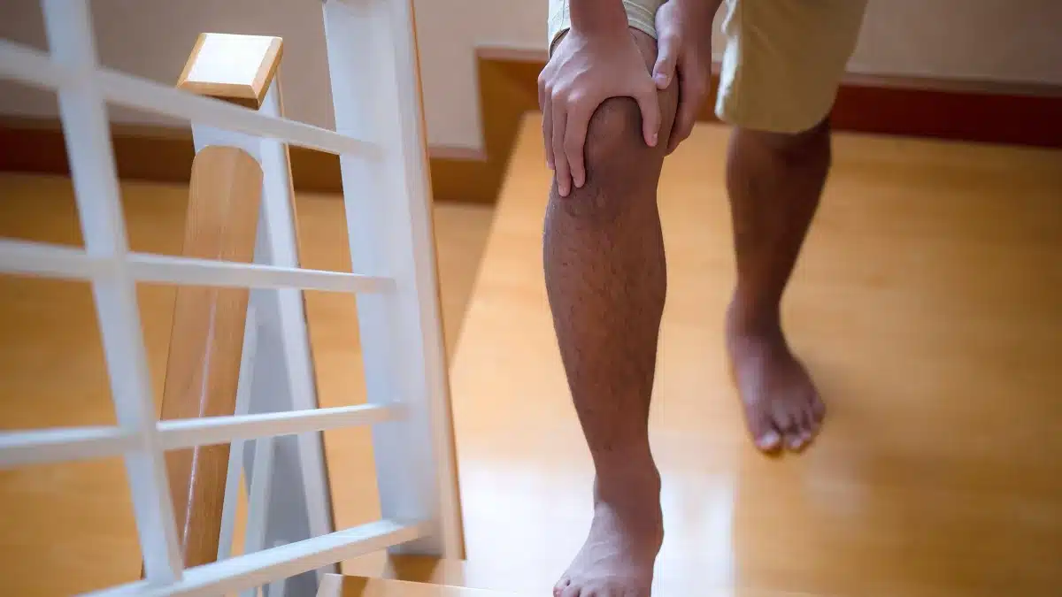 Subir Escadas Sem Dor: Dicas e Suplementos para Fortalecer Seus Joelhos